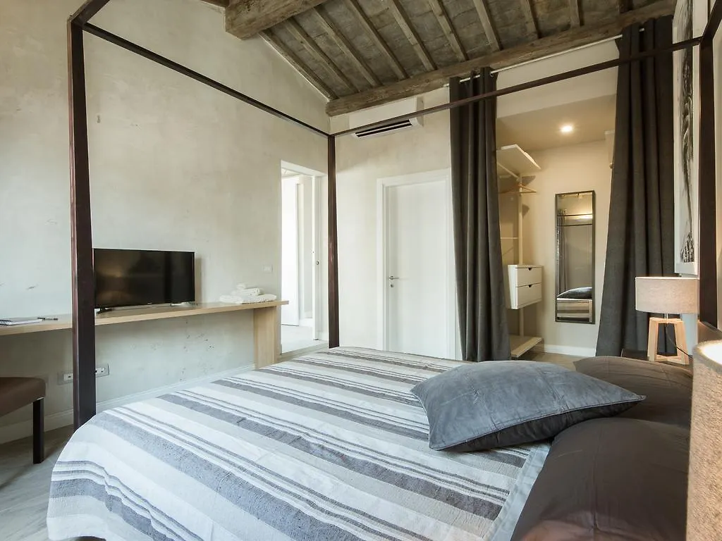 Appartement Painter'S Attic Florence